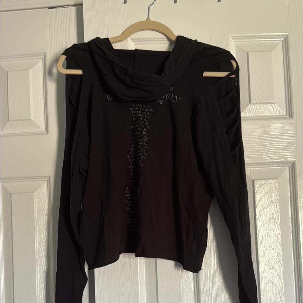 Taylor Swift Reputation Hoodie - Picture 3 of 5